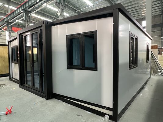 Foldable 20ft Container with Expandable Size L5900 W6300 H2480 Optional Bedroom Door and Transportable Design